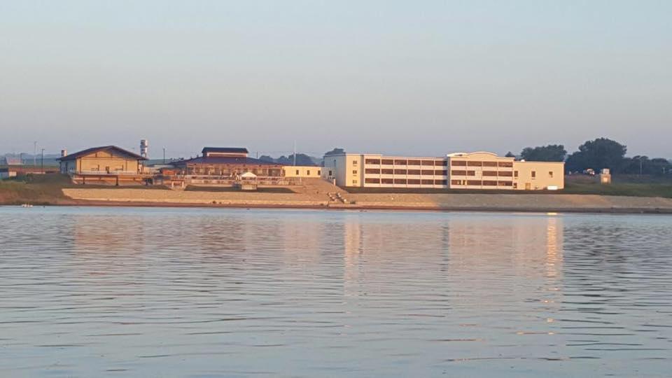 Hotel Baymont By Wyndham Bellevue Esterno foto